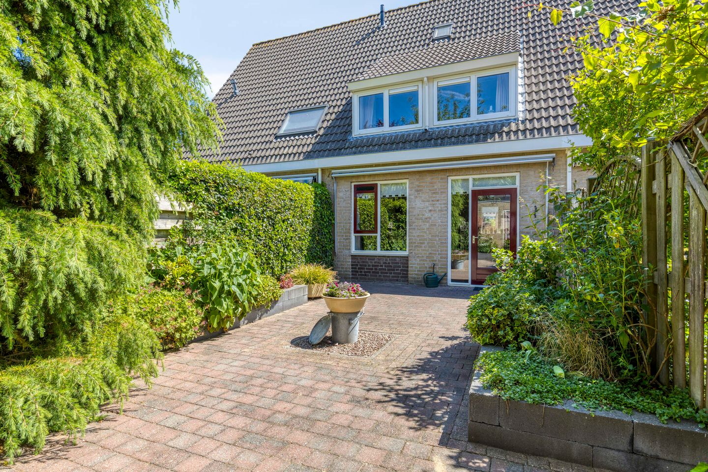 Foto 25 van Burgemeester van Everdingenstraat 24