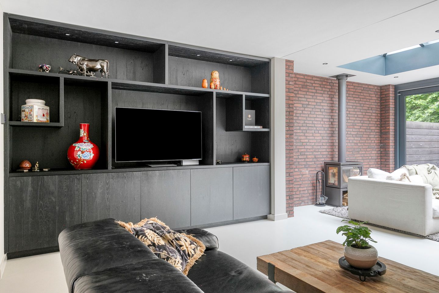 Photo 10 of Weegbree 87