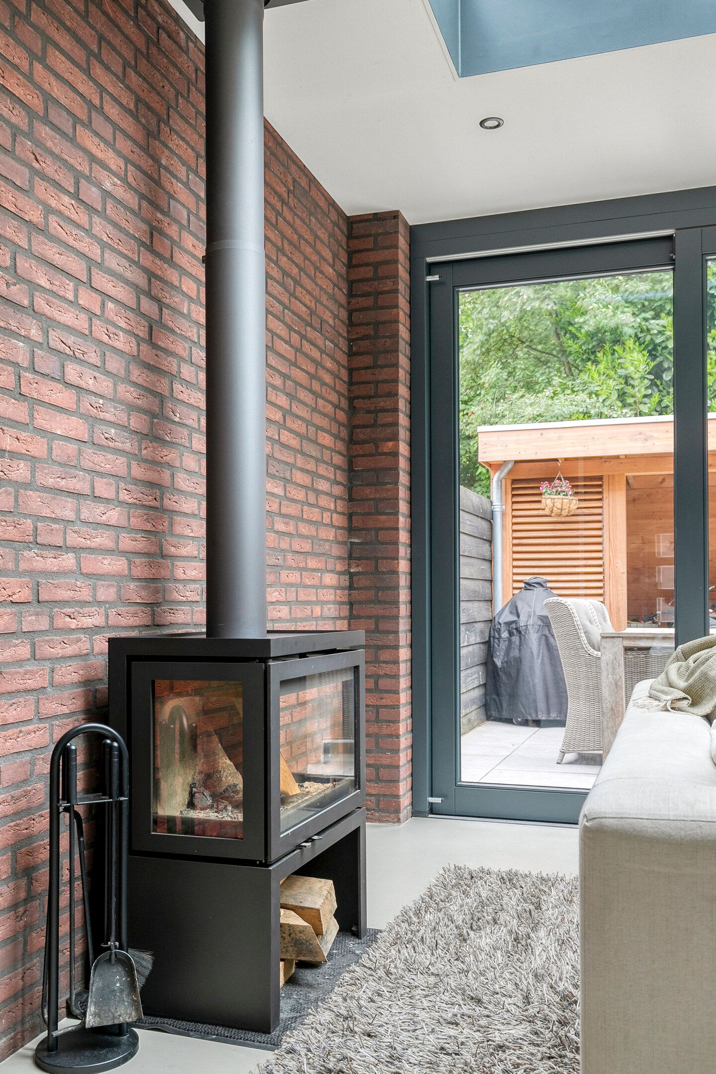 Photo 14 of Weegbree 87