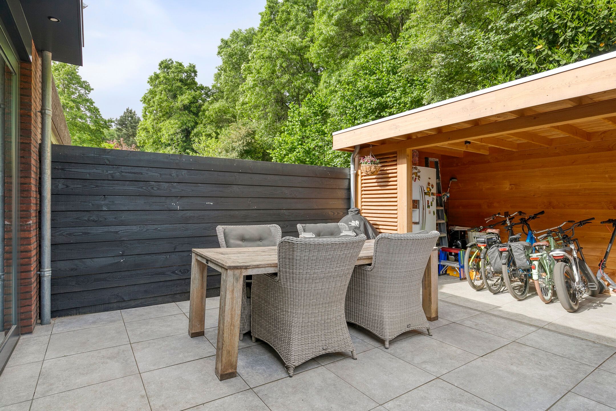 Photo 21 of Weegbree 87