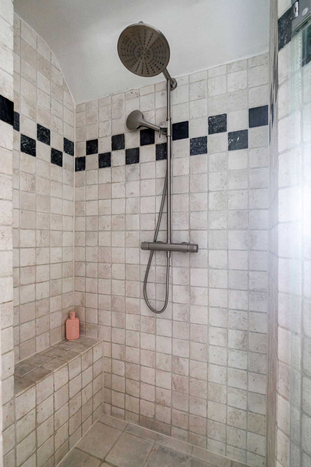 Photo 23 of Weegbree 87