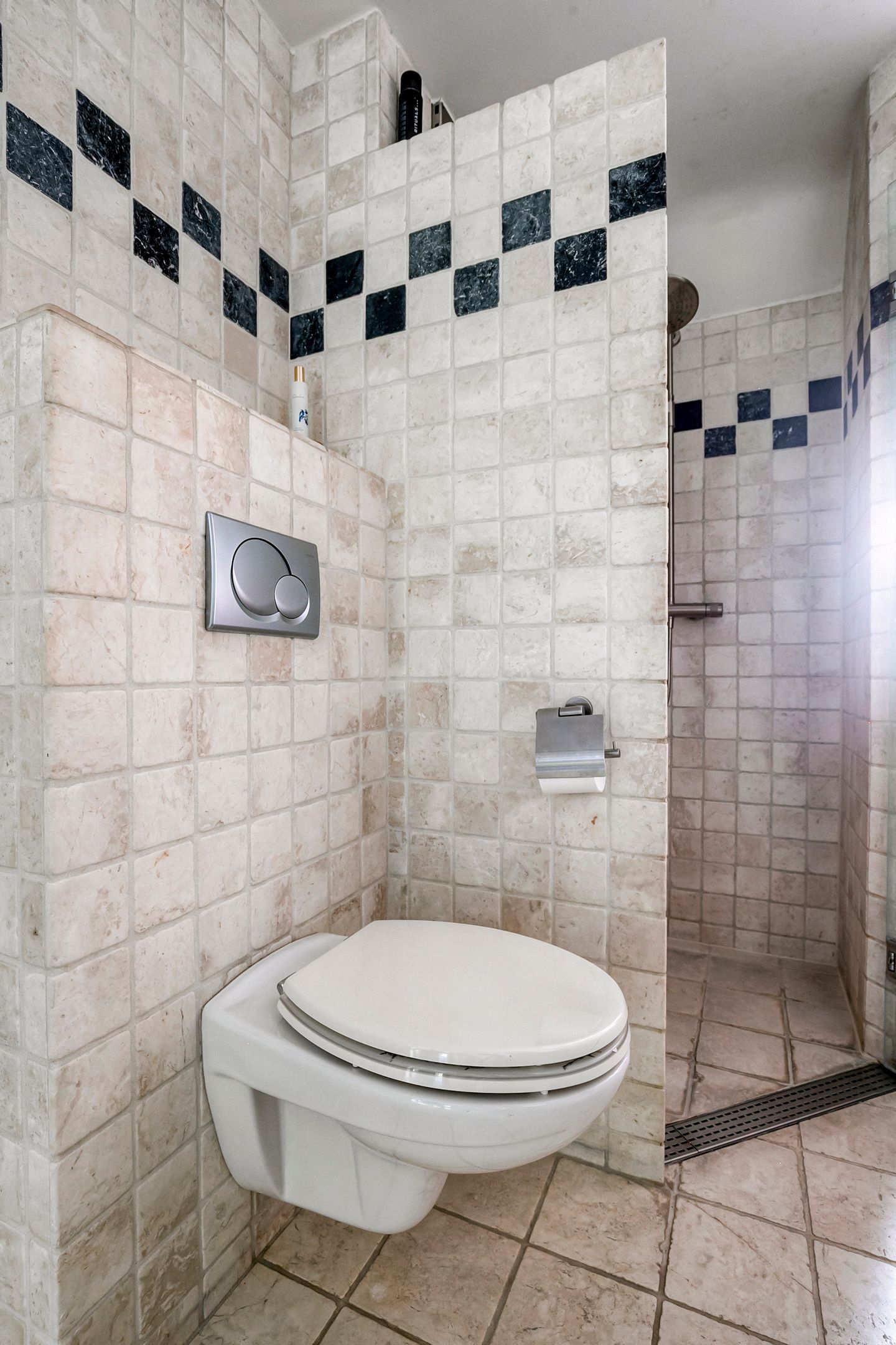 Photo 24 of Weegbree 87