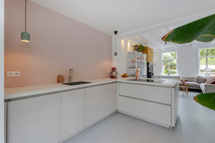 Foto 18 van Voorstraat 84