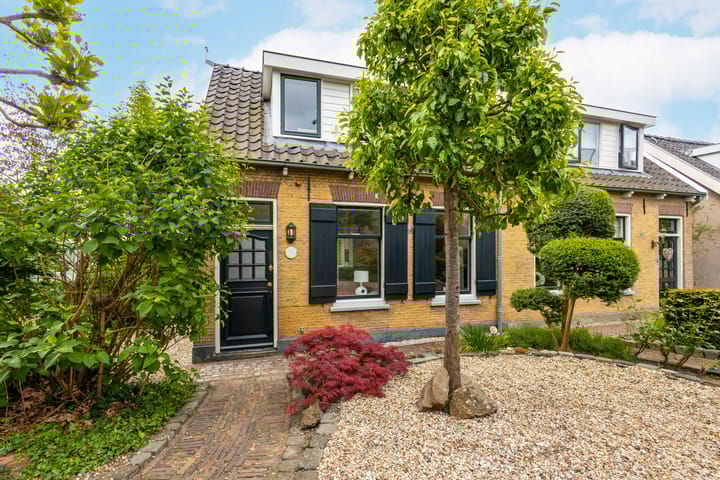 Foto 50 van Voorstraat 84