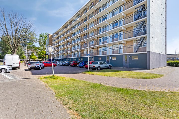 Photo 4 of Venusstraat 162