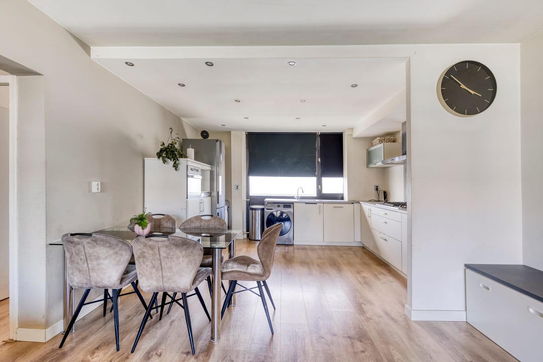 Photo 11 of Venusstraat 162