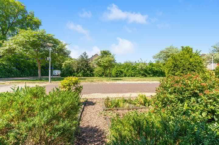 Foto 31 van Jean Monnetstraat 180