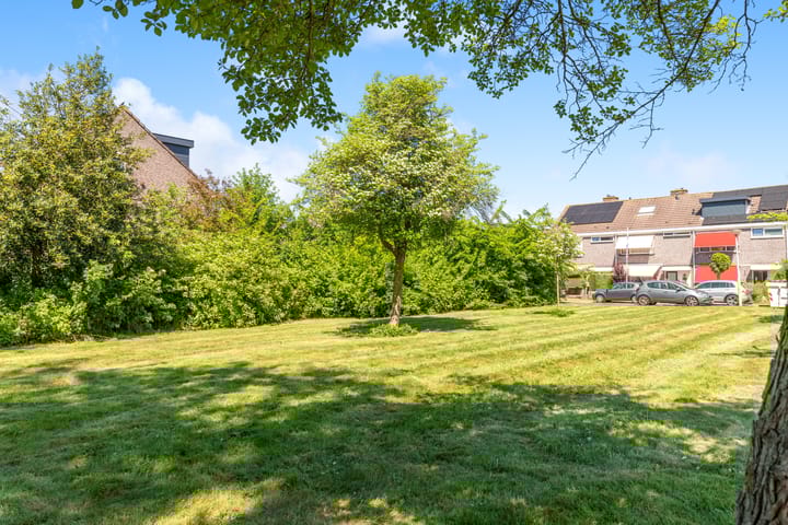 Foto 32 van Jean Monnetstraat 180