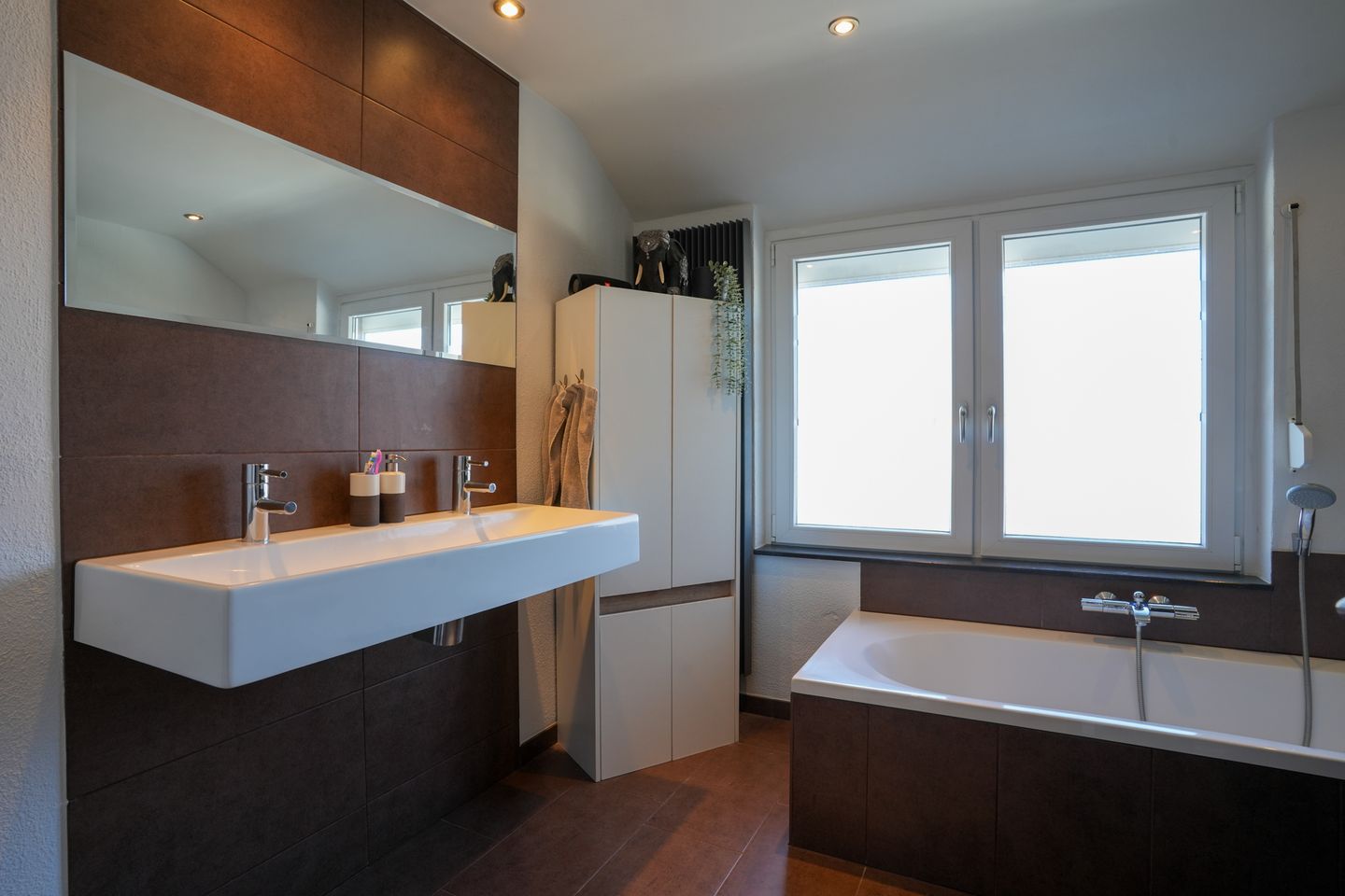 Photo 14 of Irenestraat 3