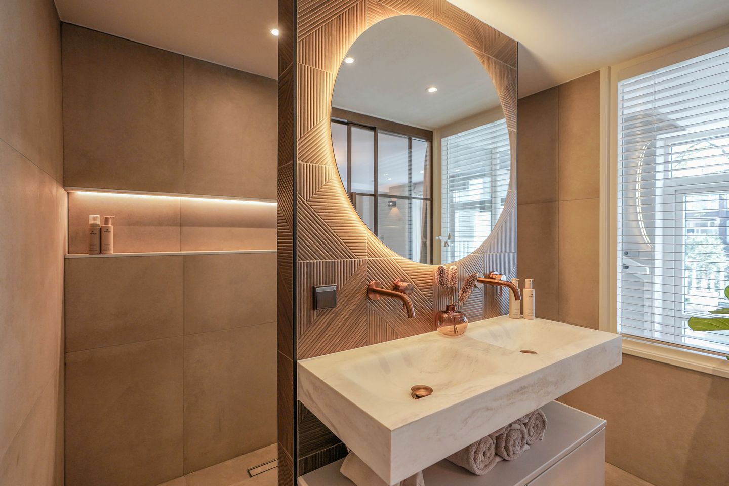 Foto 19 van Lange Houtstraat 3-B