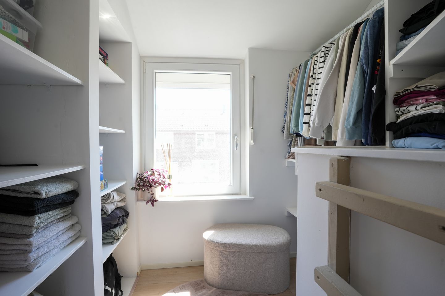 Photo 20 of Irenestraat 3