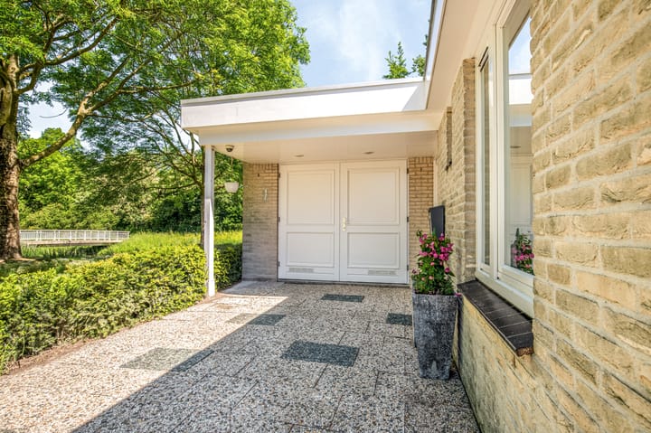 Foto 9 van Jacob Obrechtlaan 36