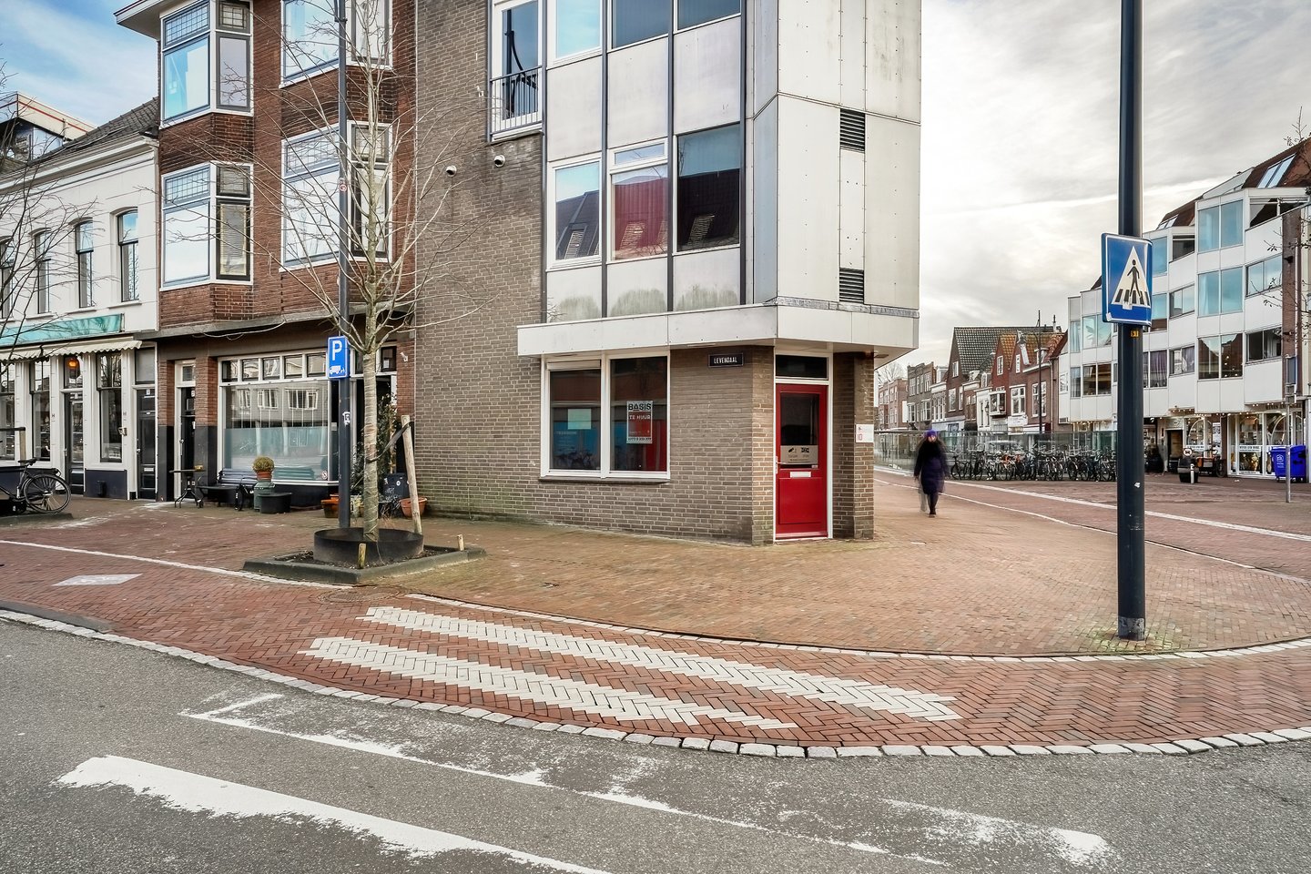 Bekijk foto 1 van Korevaarstraat 10