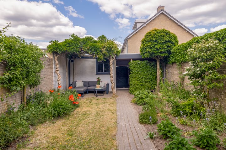 Foto 33 van Hoolstraat 39