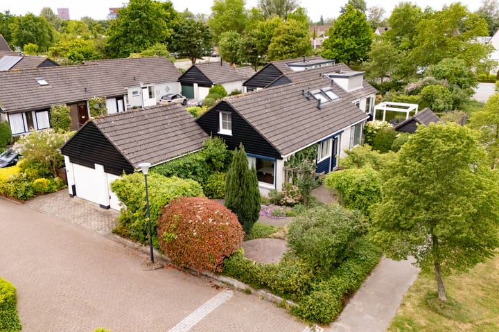 Zuiderbaan 57