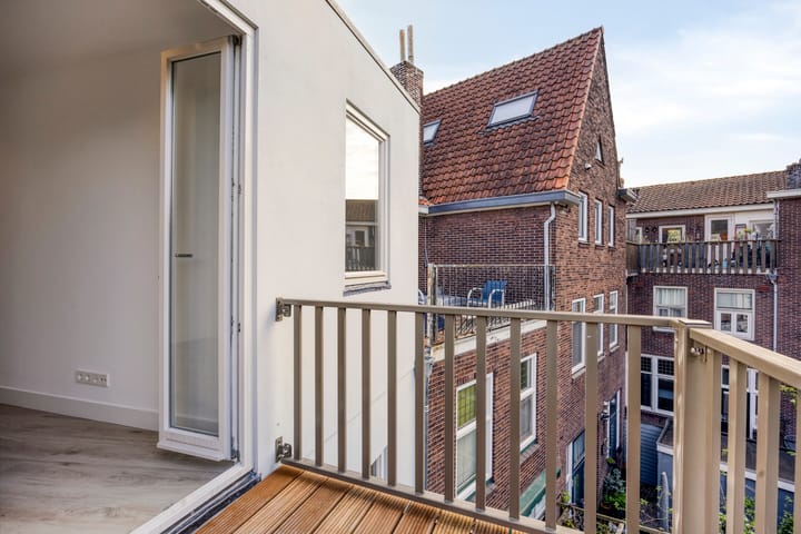 Foto 11 van Zuiderkerkstraat 14-B