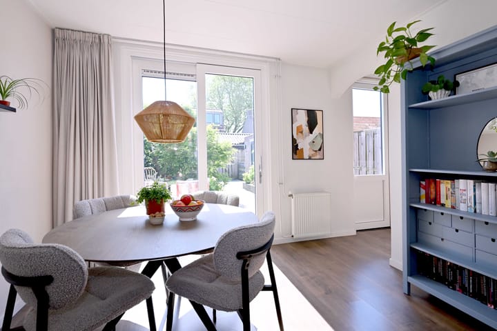 Foto 8 van Anthonie van Dyckstraat 39