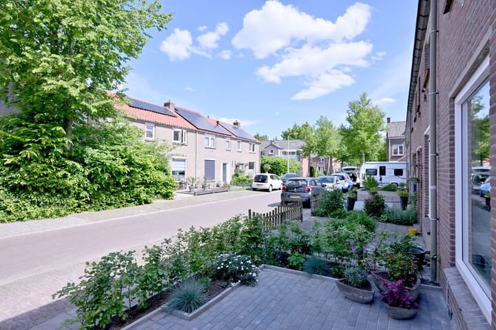 Foto 34 van Anthonie van Dyckstraat 39