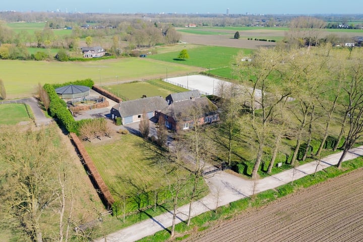 Theereheide 6, Sint-Michielsgestel