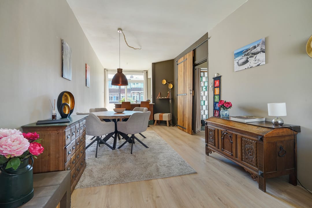 Photo 8 of Perenstraat 162