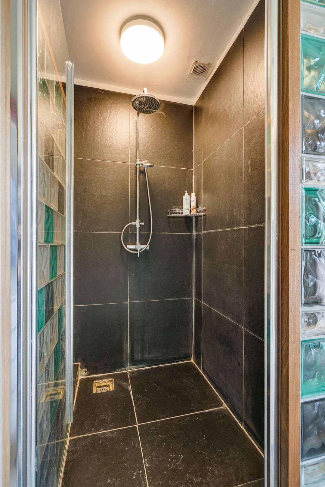 Photo 23 of Perenstraat 162