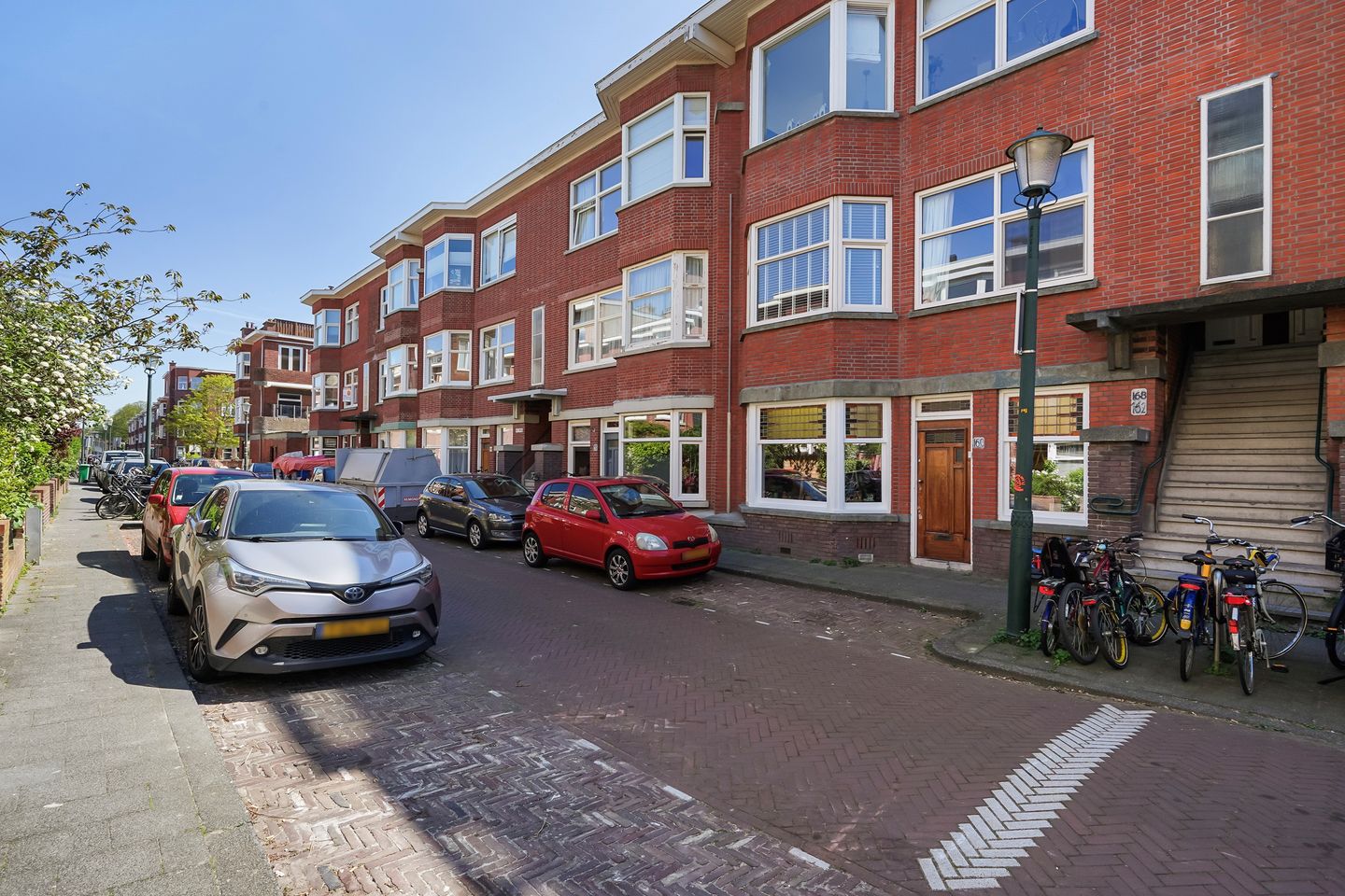 Photo 29 of Perenstraat 162