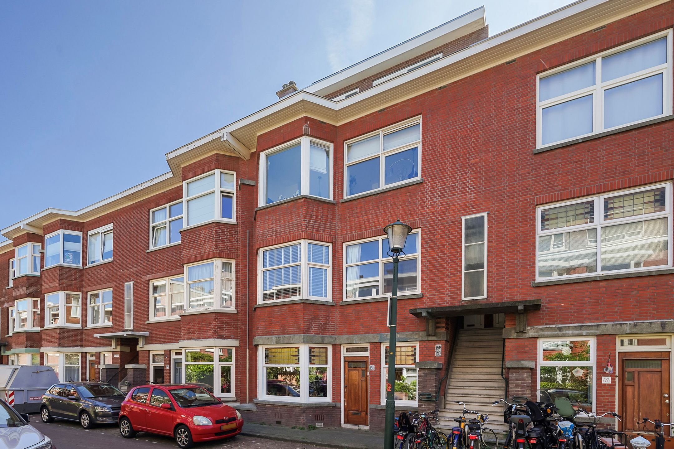 Photo 30 of Perenstraat 162