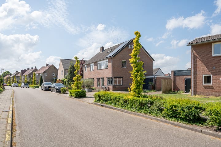 Foto 2 van Julianalaan 25