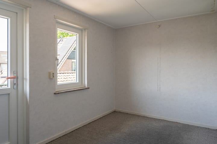 Foto 30 van Julianalaan 25