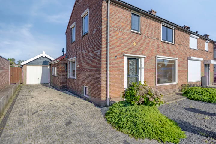 Foto 10 van Zandsteeg 36