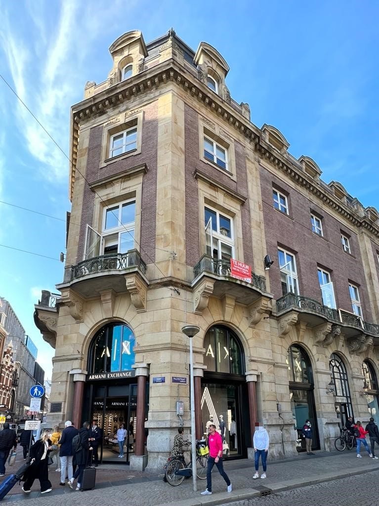 View photo 2 of Paleisstraat 1