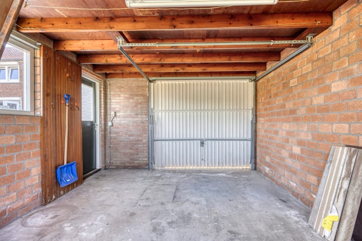 Foto 37 van Zandsteeg 36