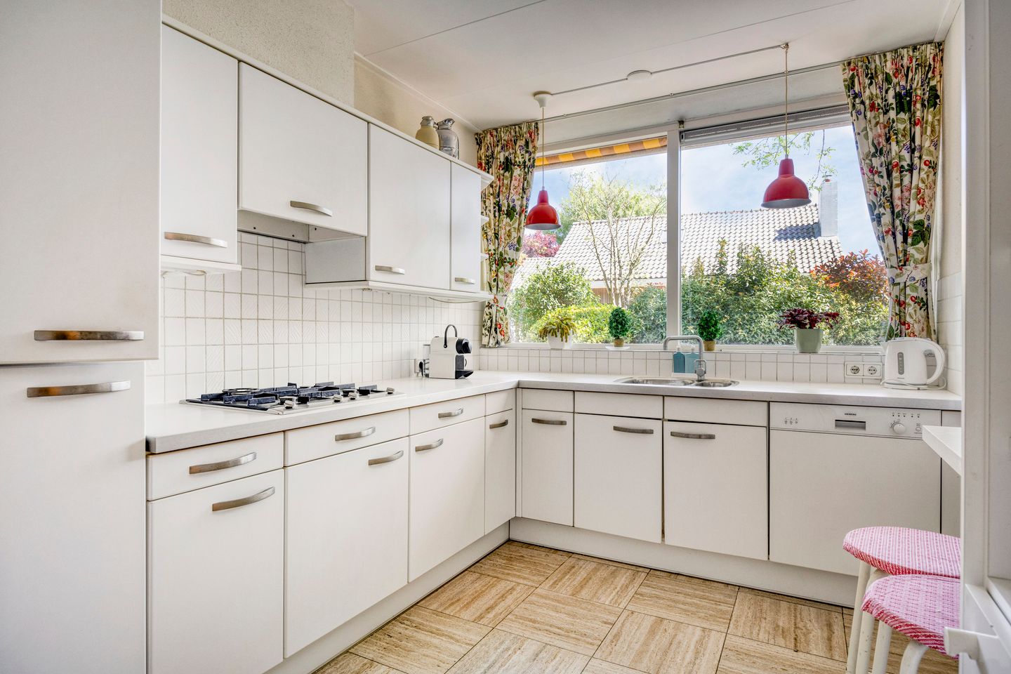 Photo 4 of dr. H.C.M. Ghijsenstraat 6