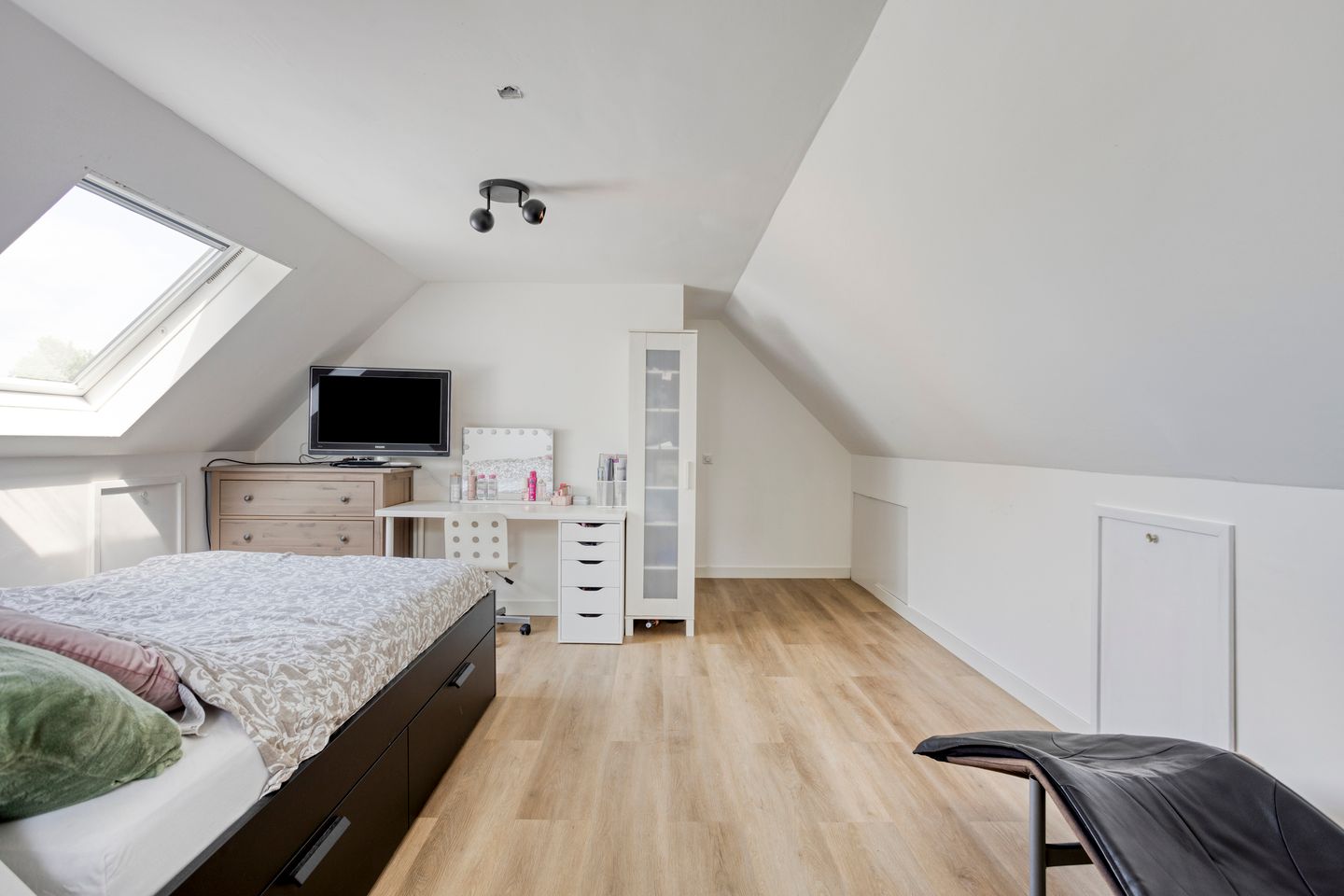 Foto 14 van Bennebroekerweg 49-A