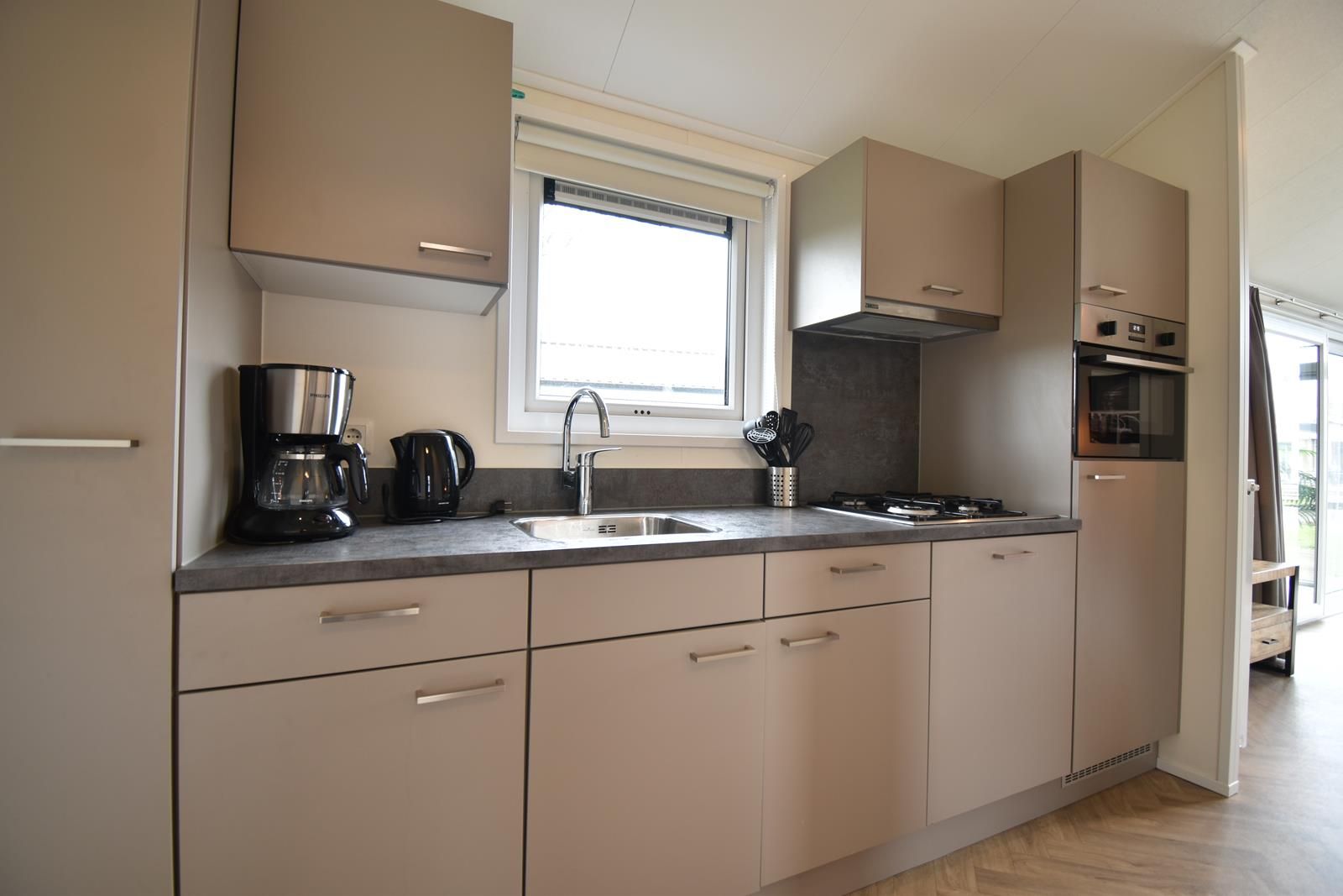 Foto 12 van Spijkweg 15-442