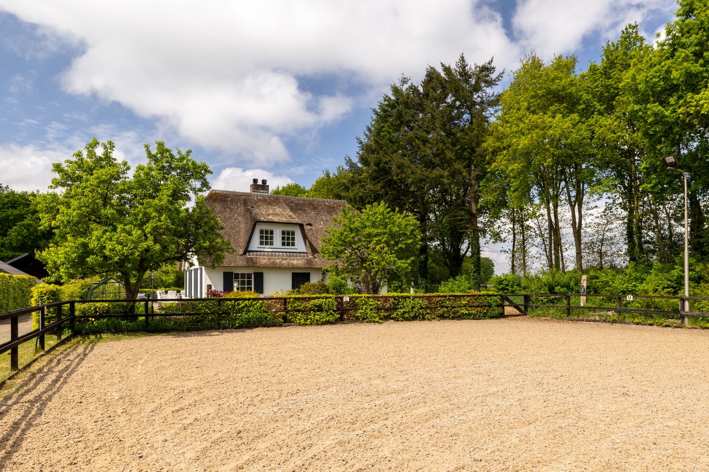 Foto 4 van Middenweg 54