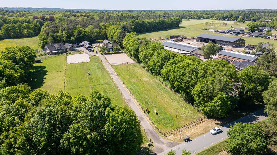 Foto 11 van Middenweg 54