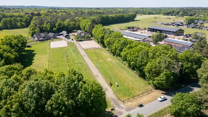 Foto 11 van Middenweg 54