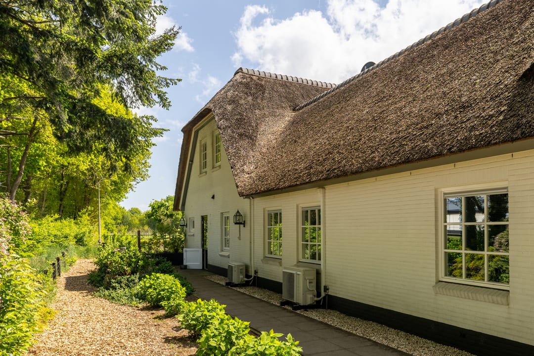 Foto 17 van Middenweg 54