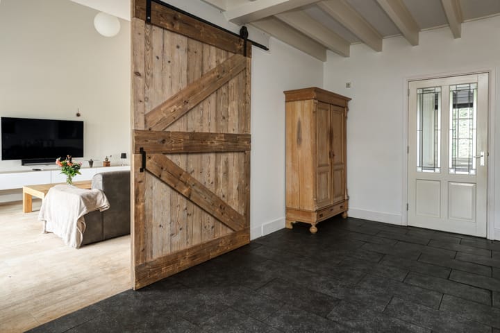 Foto 22 van Middenweg 54