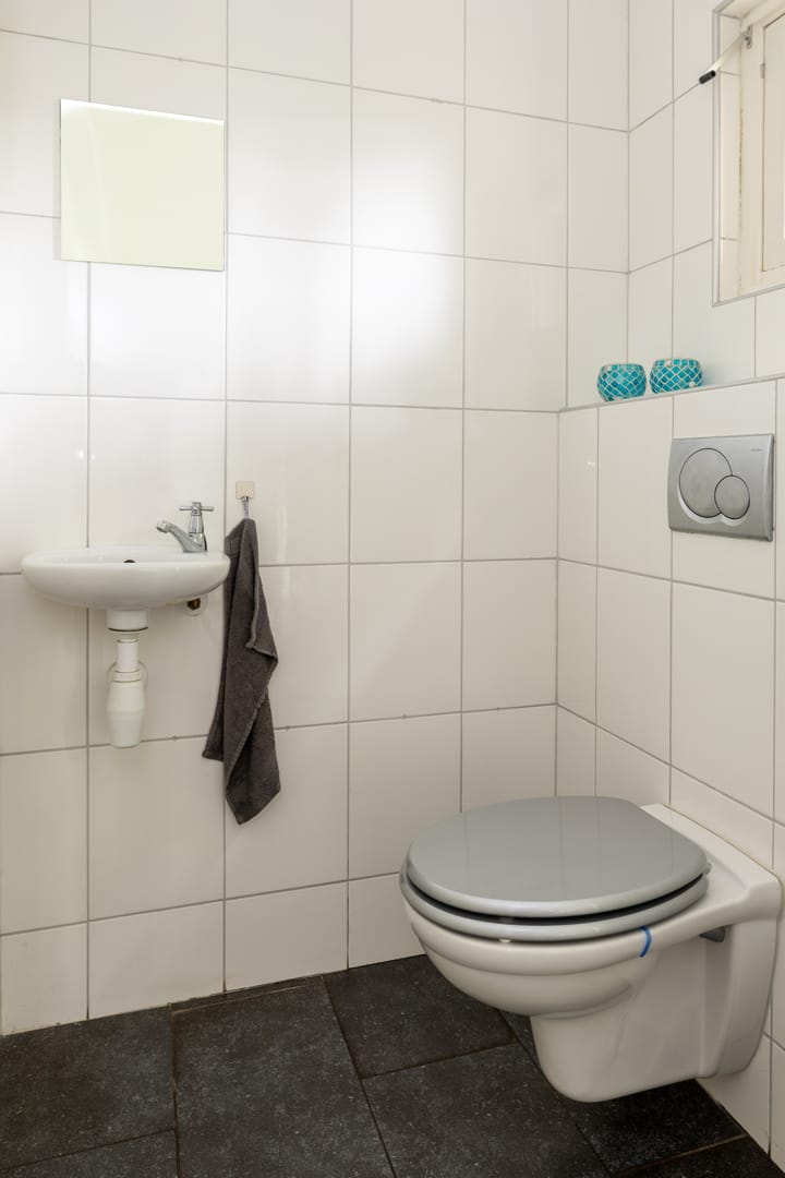 Foto 37 van Middenweg 54