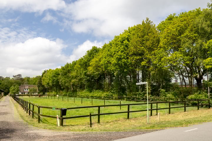 Foto 50 van Middenweg 54