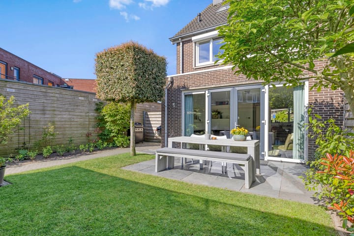 Photo 35 of Vlasakker 12