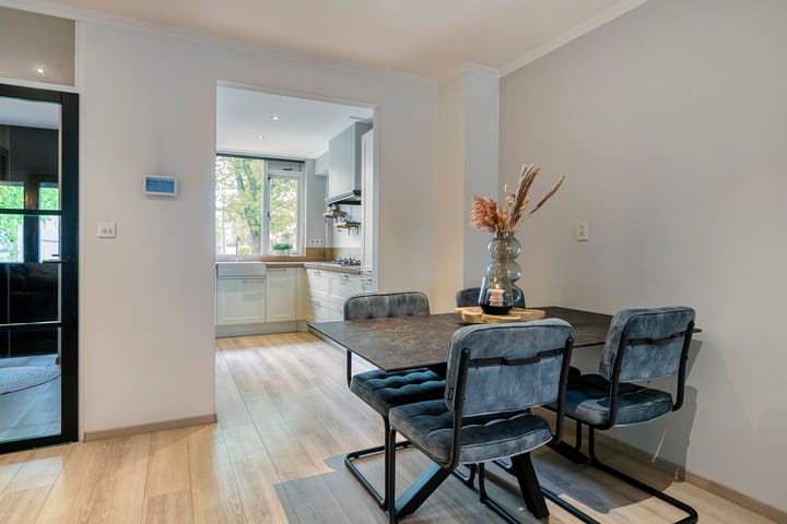 Foto 14 van Forel 44