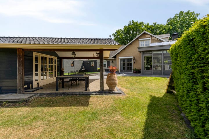 Foto 38 van Hazelaarstraat 6