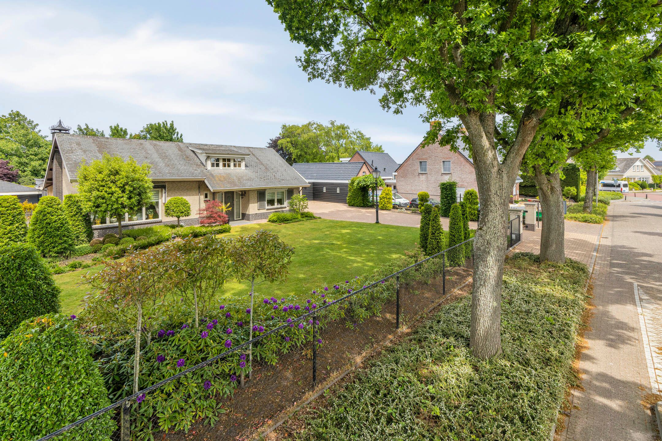 Foto 42 van Hazelaarstraat 6