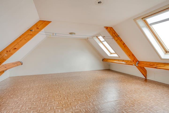 Photo 16 of Spinhuispad 84