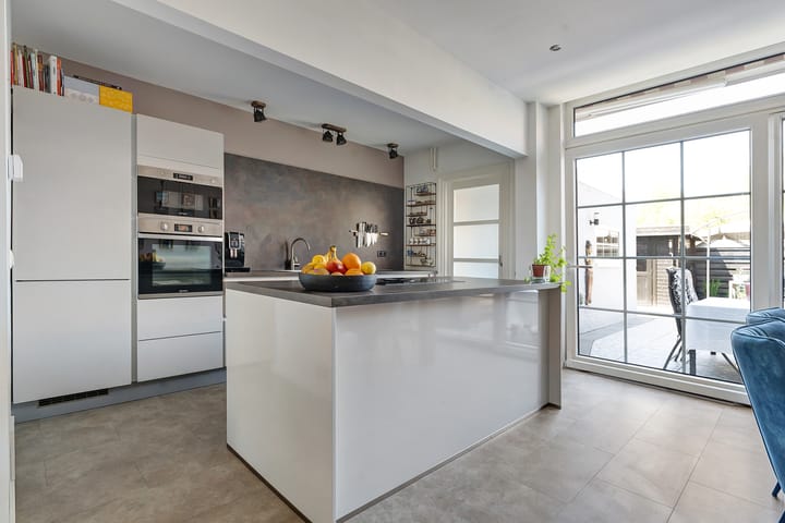 Foto 11 van De Ruyterplein 4