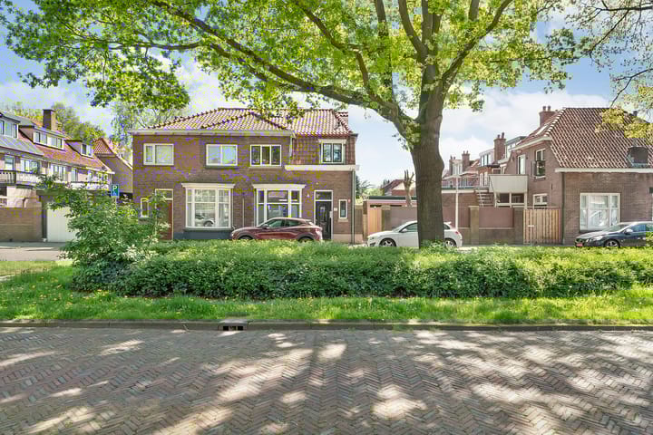 Foto 43 van De Ruyterplein 4