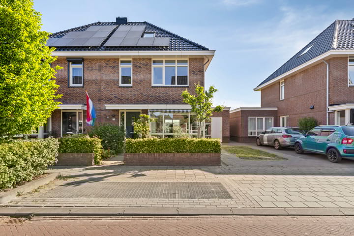 Foto 1 van Marten Toonderlaan 13